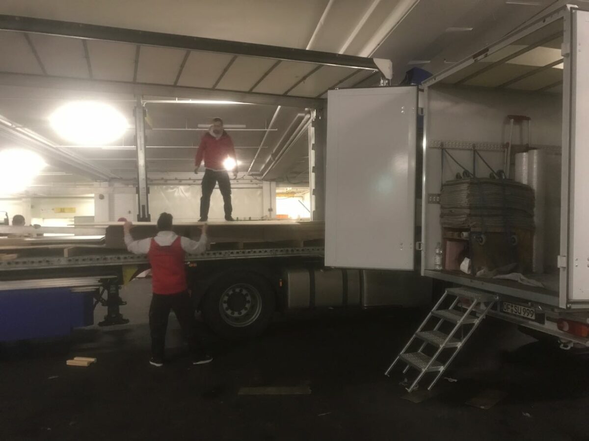 Kurzfristiger Messeauftrag Frankfurt Umzug Darmstadt